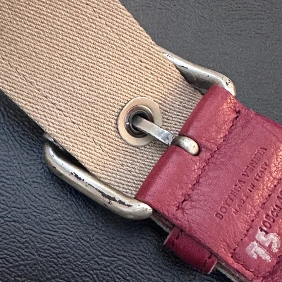Bottega Veneta Red and Black Belt display picture 1